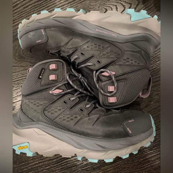 Hoka Shoes - HOKA Kaha 2 GTX Gore-Tex Hiking Vibram Boots Shoes size 7 women’s